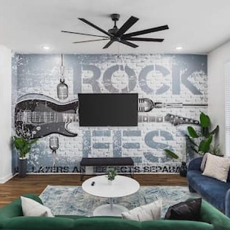 Spacious Home With Large Patio Rooftop Deck And Garage 纳什维尔 外观 照片