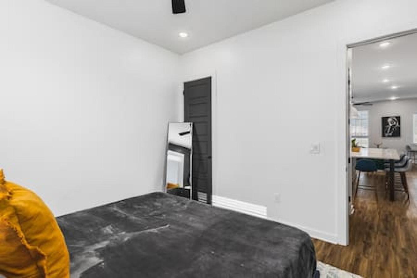 Spacious Home With Large Patio Rooftop Deck And Garage 纳什维尔 外观 照片