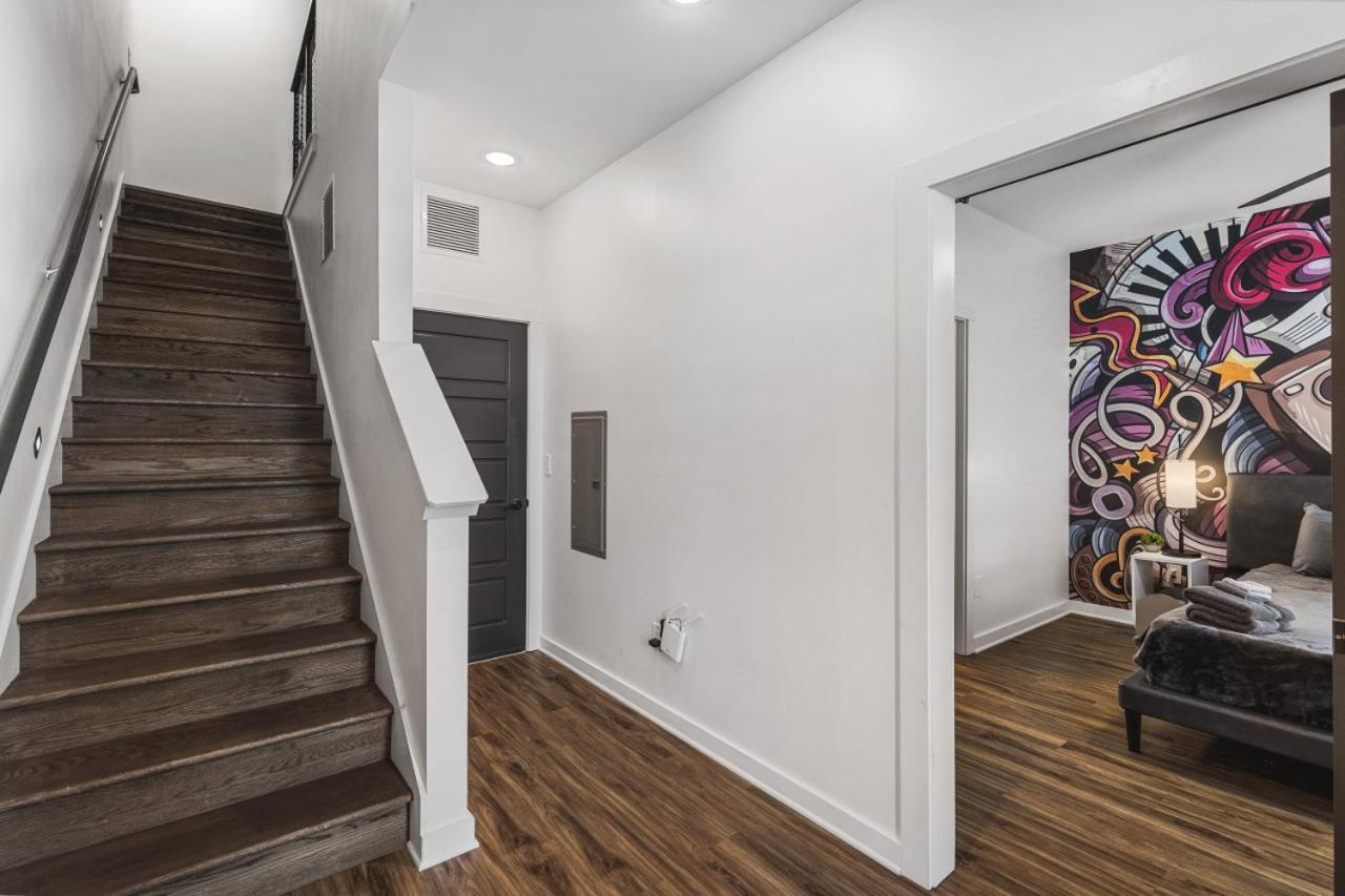Spacious Home With Large Patio Rooftop Deck And Garage 纳什维尔 外观 照片