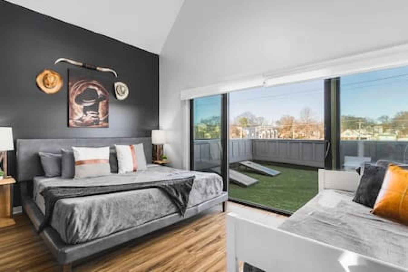 Spacious Home With Large Patio Rooftop Deck And Garage 纳什维尔 外观 照片