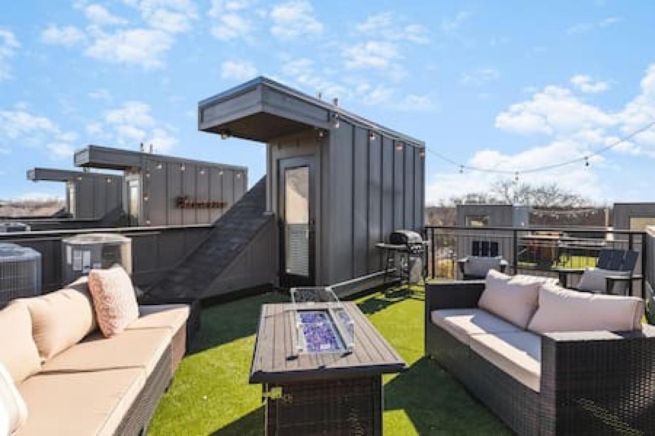 Spacious Home With Large Patio Rooftop Deck And Garage 纳什维尔 外观 照片