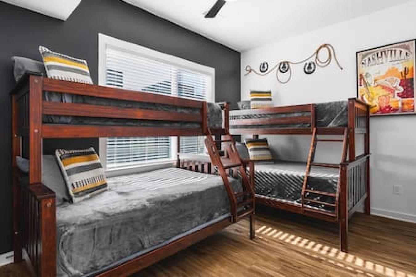 Spacious Home With Large Patio Rooftop Deck And Garage 纳什维尔 外观 照片